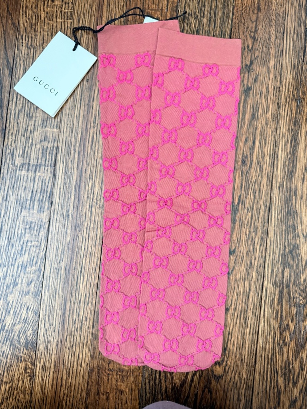 Gucci Coral-Pink GG Jacquard Mesh Socks